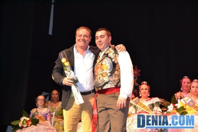 La primavera se adelanta para proclamar a Aroa Forment como Fallera Mayor de Les Roques 31 Presentación Les Roques 06 Dani Costa