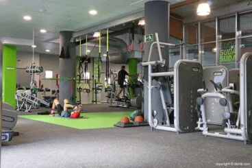 Suelo gimnasio Centro Deportivo Dénia