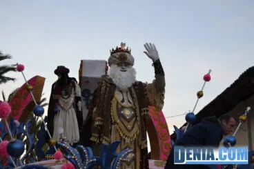 Melchor saluda desde su carroza