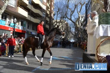 Caballos en la bendición de animales