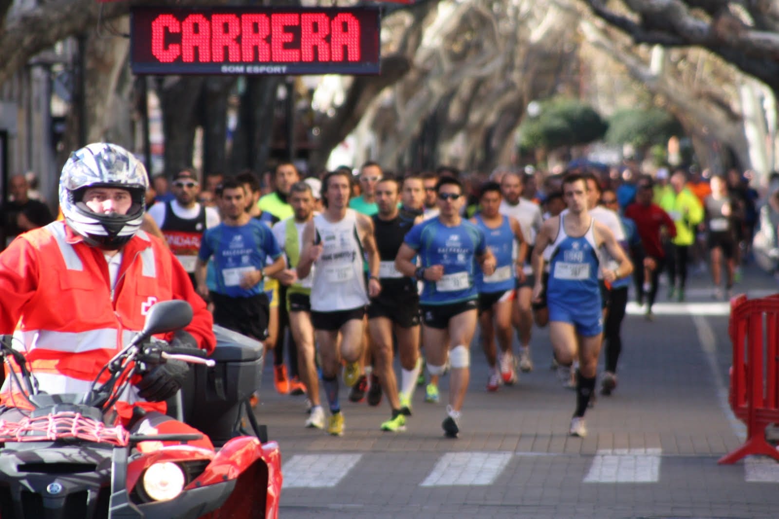 Agenda Deportiva Sábado 25 y Domingo 26 1 Cruz Roja Dénia necesita tu participación