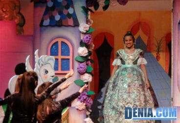 Belén Moya Fernández – Fallera Mayor Infantil Les Roques 2013