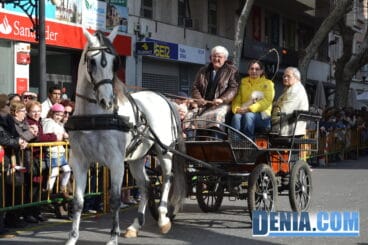 Carros de caballos en la bendición de animales de Dénia