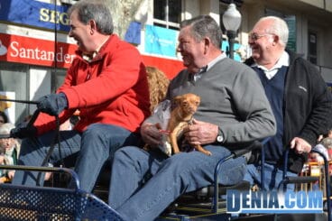 Carros de caballos en la bendición de animales de Dénia