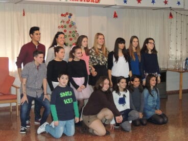 Actuación de las participantes del FIC en la Residencia