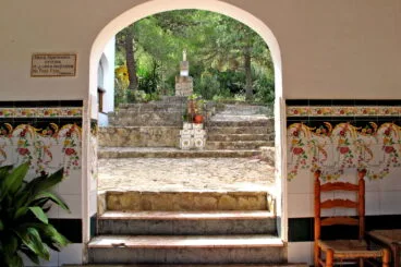 Arco en la Ermita del Pare Pere de Dénia
