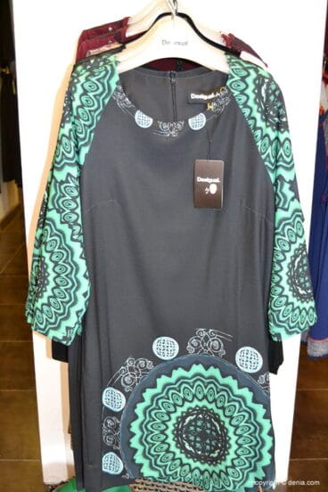 Canovas 26 – Vestidos Desigual