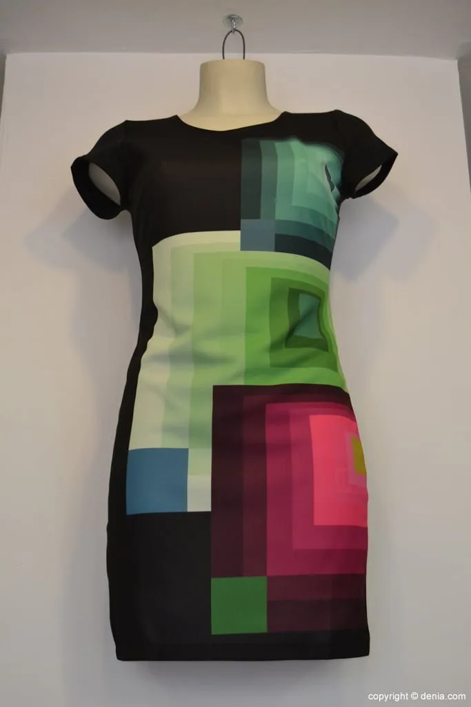 Cánovas 26 - Vestidos Desigual