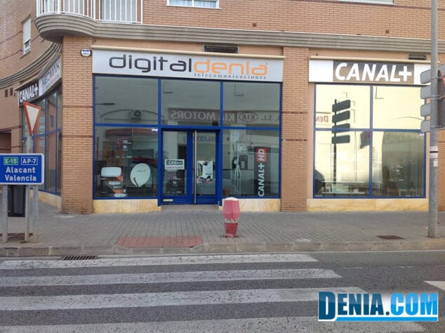 Más grande y espacioso, DigitalDenia estrena nuevo local 5 DIGITALDENIA nuevo local con venta de televisores electrónica y tablets en Dénia