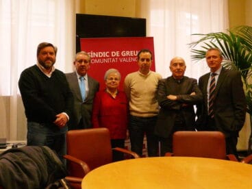Entrega queja al Sindic de Greuges