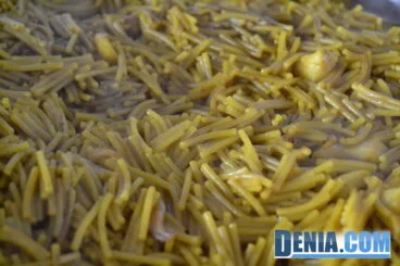 Fideuá en el menú de arroces del Restaurante Voramar