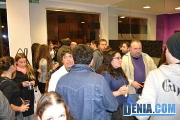 Invitados a la fiesta de inauguración del estudio de tatuajes as Meigas