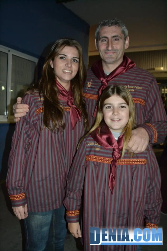Con el inicio de los Jocs Fallers comienza la cuenta atrás para las Fallas 2014 3 Jaume Sara y Paloma en los Jocs Fallers