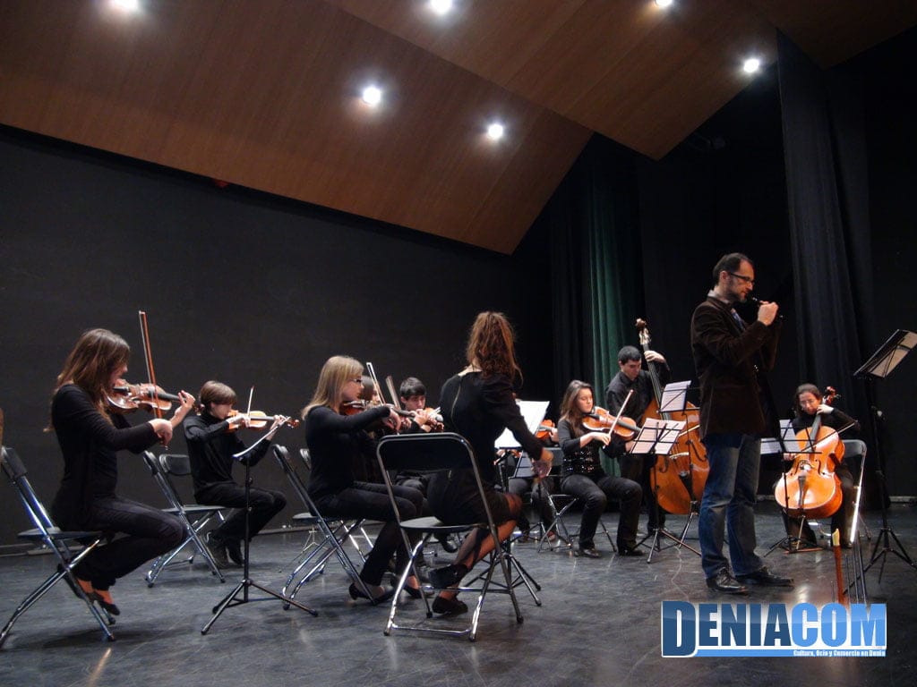 Concierto didáctico de la JOMA (Jove Orquestra de la Marina Alta) 1 Jove Orquestra de la Marina Alta