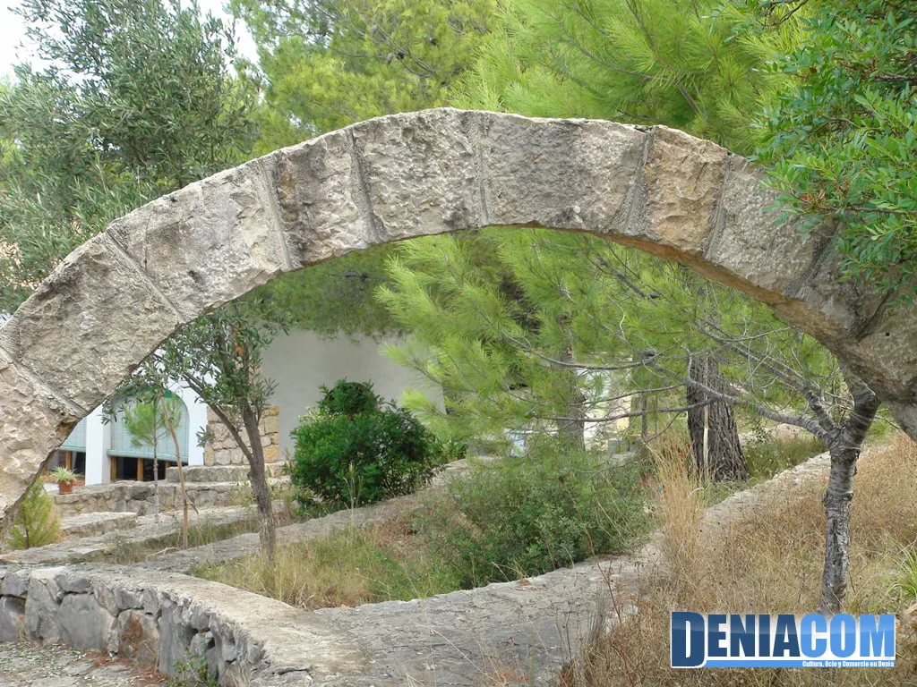 Parte posterior del Portal de Belén del Via Crucis de la Ermita del Pare Pere