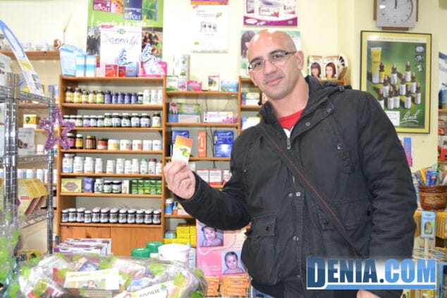 Salva Gimenez recoge su premio en Orenda
