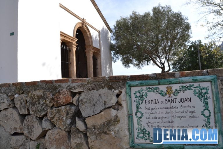 Texto explicativo en la ermita de San Juan de Dénia