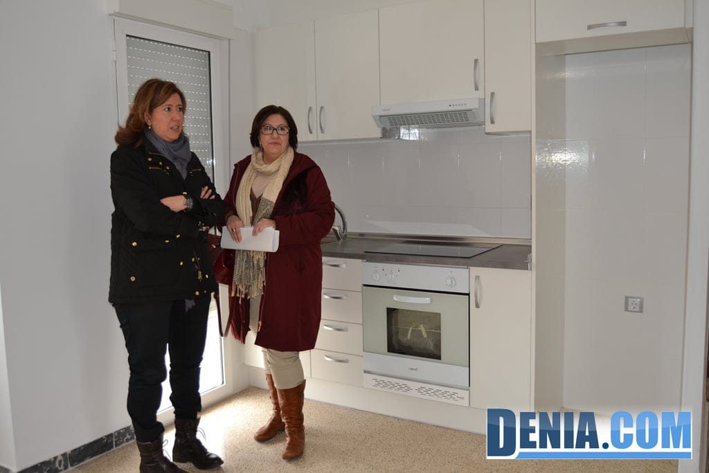 Visita a las viviendas tuteladas de Dénia