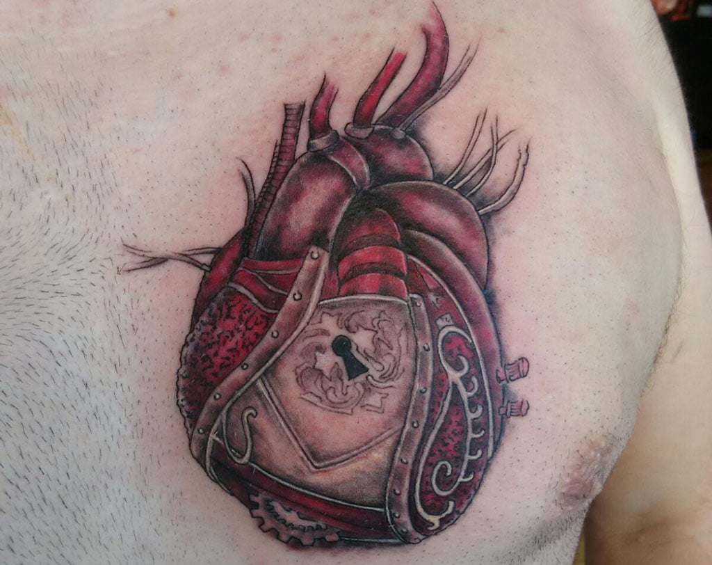 Tatuajes en Dénia – As Meigas Tattoo & Piercing – Corazón rojo