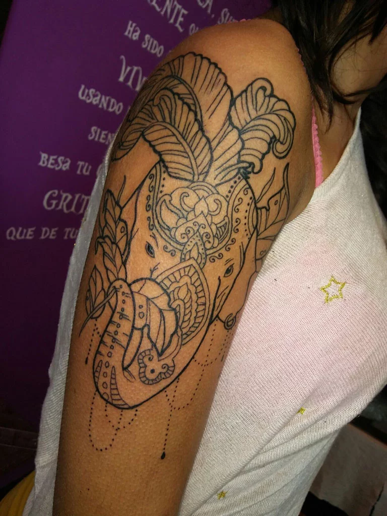 Tatuajes en Dénia – As Meigas Tattoo & Piercing – elefante indio
