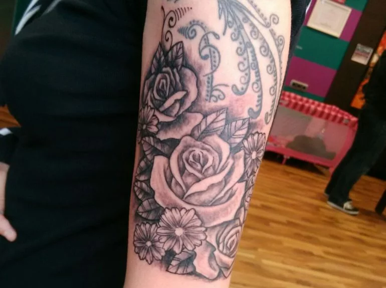 Tatuajes en Dénia - As Meigas Tattoo & Piercing - flores