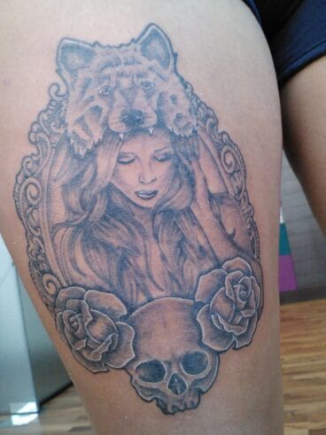 Tatuajes en Dénia – As Meigas Tattoo & Piercing – mujer lobo