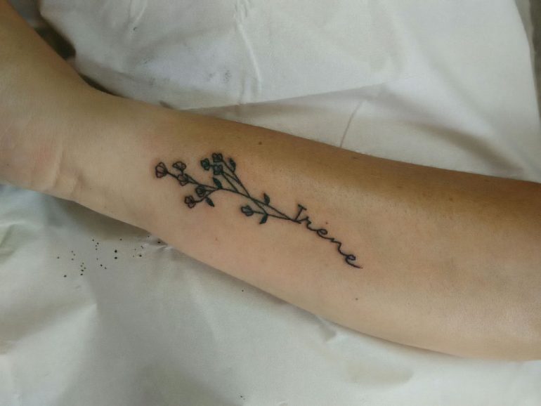 Tatuajes en Dénia - As Meigas Tattoo & Piercing - nombre Irene