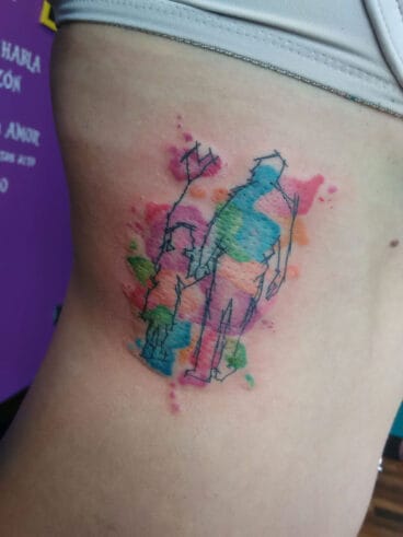 Tatuajes en Dénia – As Meigas Tattoo & Piercing – silueta acuarela