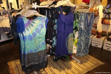 vestidos-azules-desigual