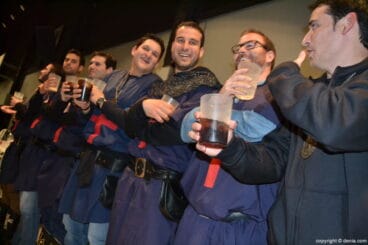 Festeros de la Filà Cavallers del Me’n Fot