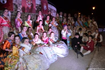 Falleras Mayores cortes y cargos infantiles  tras la crida