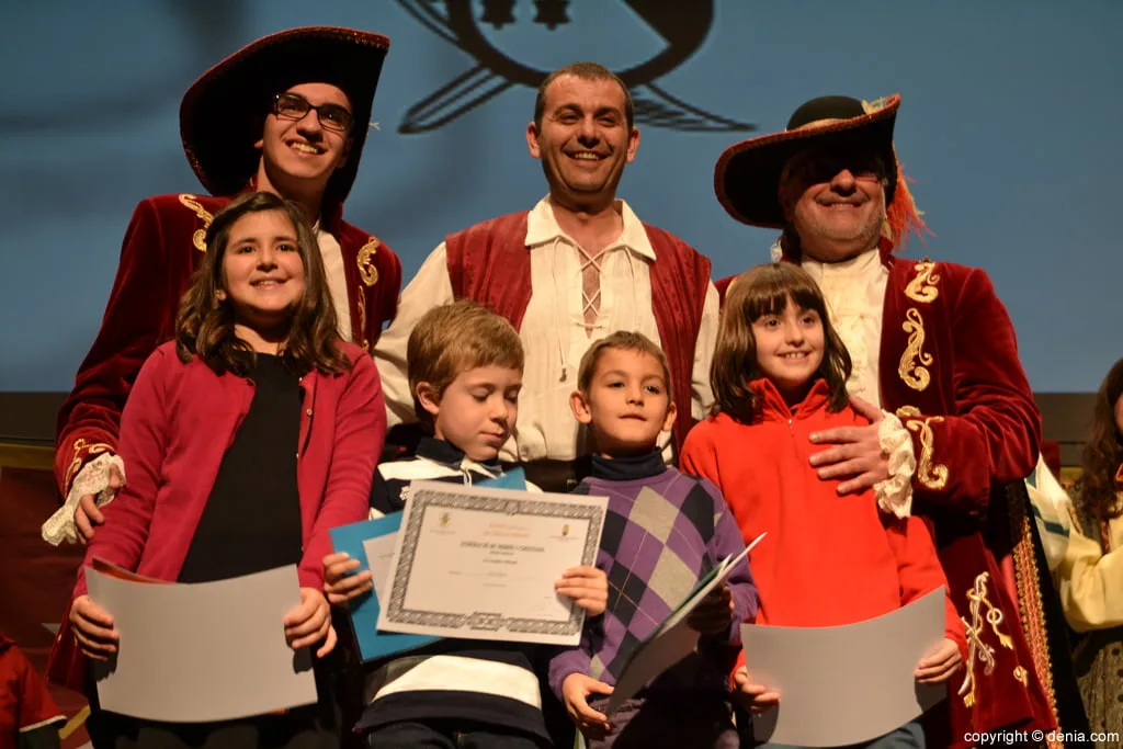 Premiados de la Filà Marins Corsaris en el concurso de dibujo