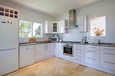 Amplia cocina