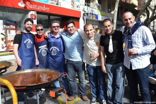 Peña Bernardos en el Mig Ant de Bous a la Mar