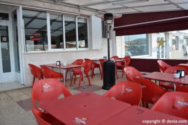 Terraza del Bar El Malcriat de Dénia