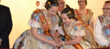 Las falleras mayores de Dénia inauguran la exposició del Ninot 2017