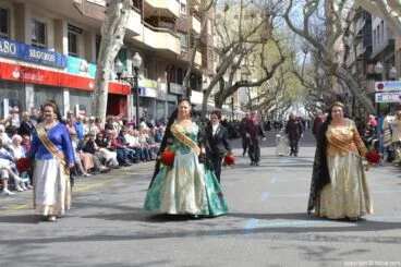 Ofrenda de flores Fallas de Dénia 2014 – Hogar del jubilado