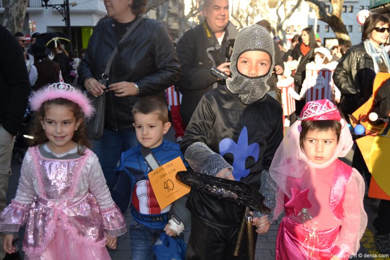 Pasacalle del Carnaval infantil de Dénia 2014