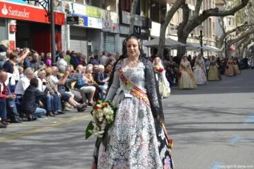 Ofrenda de flores Fallas de Dénia 2014 – Camp Roig – Cristina Vallalta