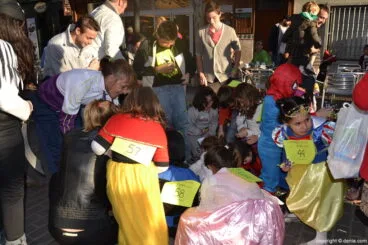 Pasacalle del Carnaval infantil de Dénia 2014