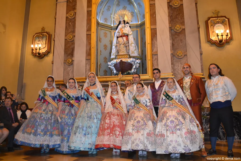 Ofrenda de flores Fallas de Dénia 2014 – Ofrenda de representantes de las fiestas de San Vicente del Raspeig