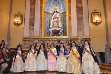 Ofrenda de flores Fallas de Dénia 2014 – Ofrenda de la corte de honor infantil