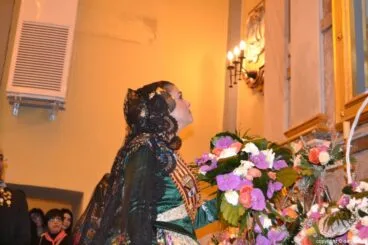 Ofrenda de flores Fallas de Dénia 2014 – Ofrenda de Sara Femenía