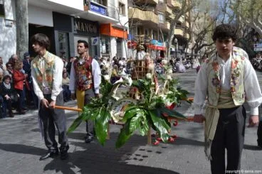 Ofrenda de flores Fallas de Dénia 2014 – Les Roques