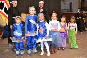 Desfile de disfraces en el carnaval de Dénia 2014