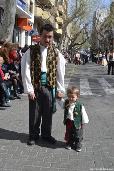 Ofrenda de flores Fallas de Dénia 2014 – Darrere del Castell
