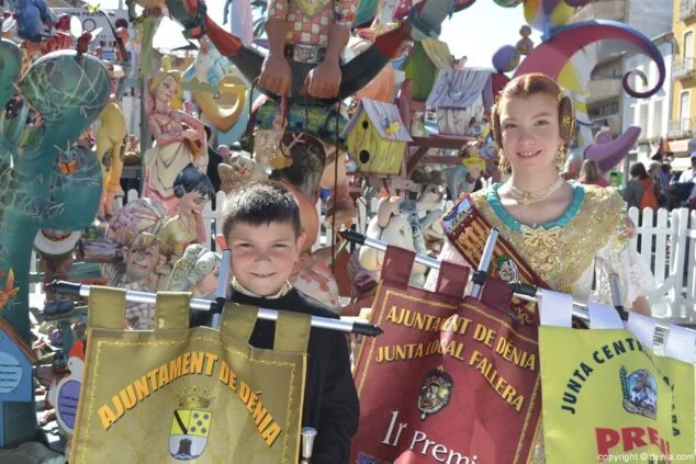 39 La Falla Centro gana el primer premio en infantiles