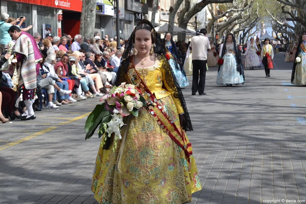 Ofrenda de flores Fallas de Dénia 2014 – Saladar – Marta Luisa López