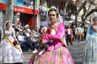 Ofrenda de flores Fallas de Dénia 2014 – París Pedrera