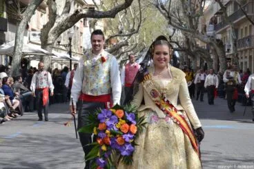 Ofrenda de flores Fallas de Dénia 2014 – David Ochoa y Marta Lledó